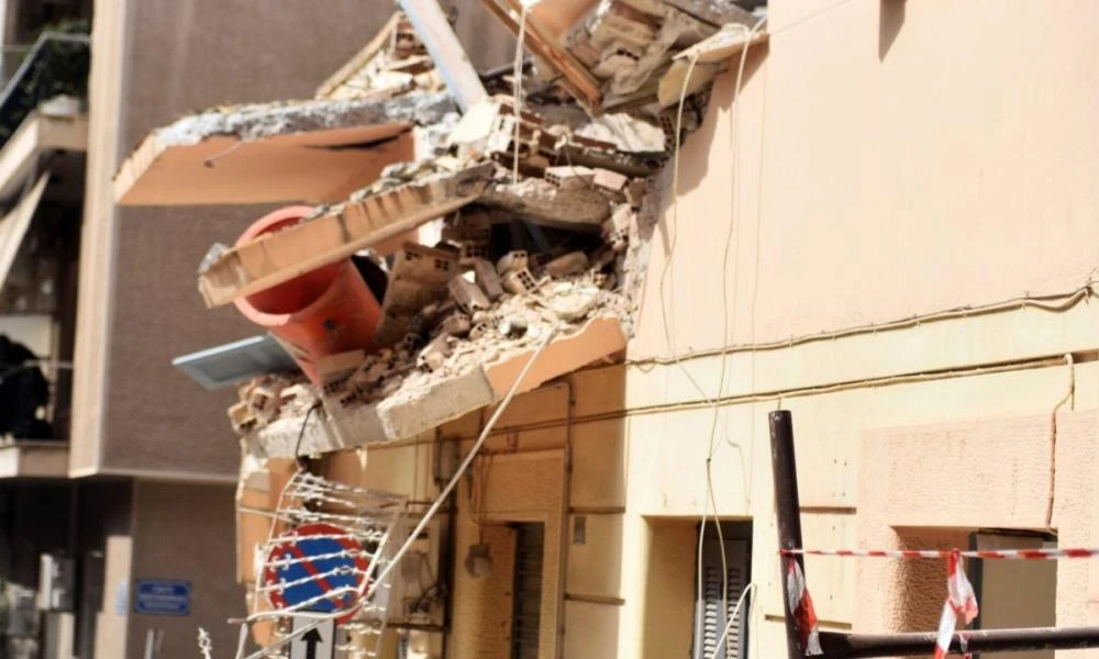 Πρώην ένοικος της μονοκατοικίας που κατέρρευσε στο Πασαλιμάνι: «Η τιμή πώλησης του σπιτιού ήταν στα 450.000 ευρώ»
